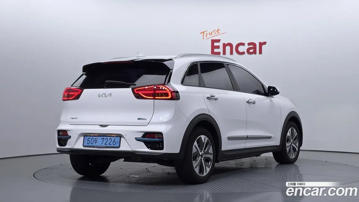 Kia Niro — фото 2
