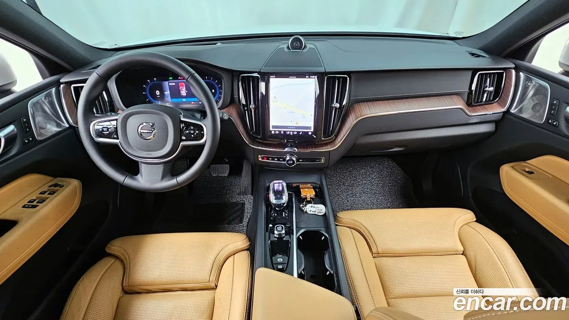 Volvo XC60 2024 из KR, фото 7