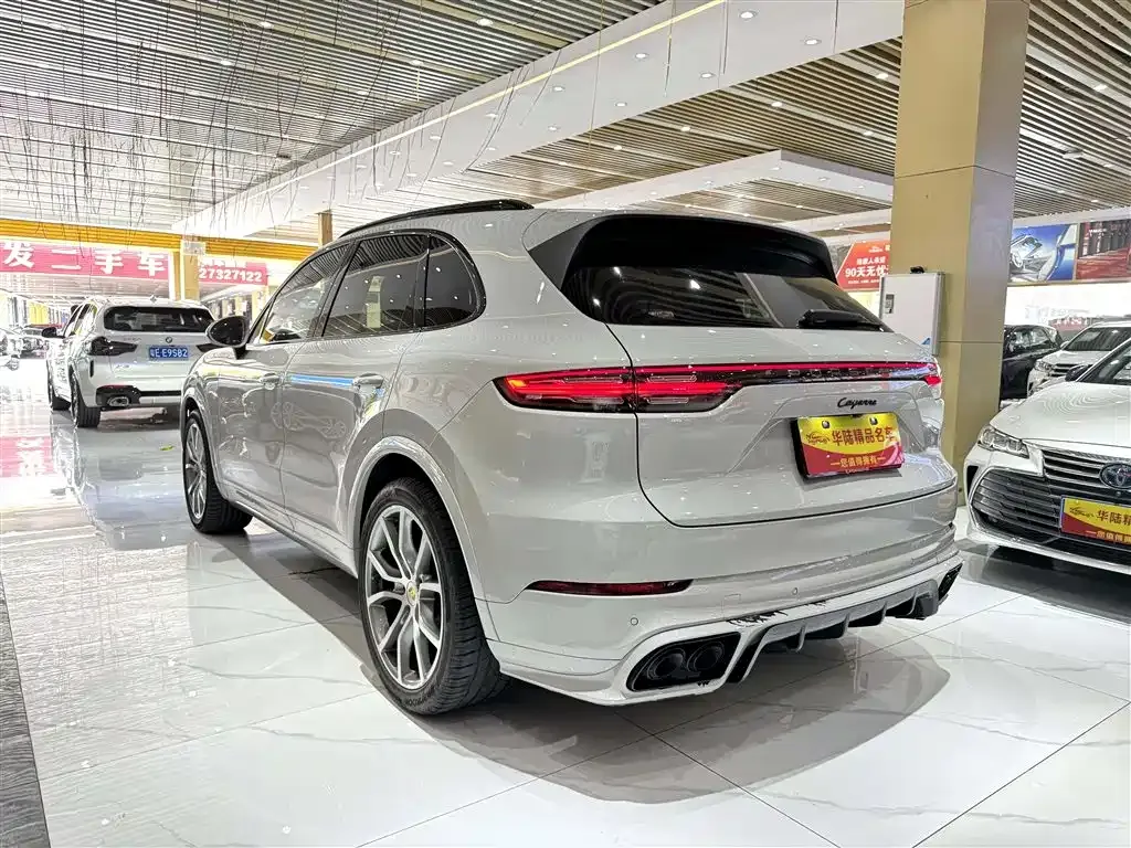Porsche Cayenne 2023 из CN, фото 4