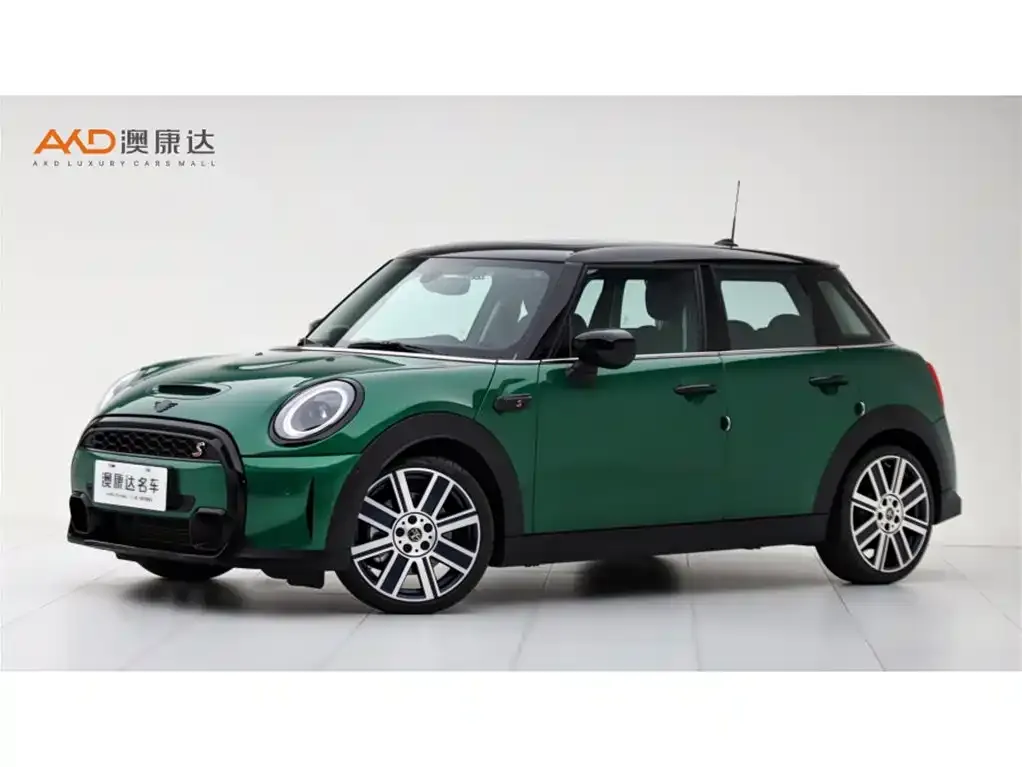 MINI Cooper (3-door) 2023 из CN, фото 1