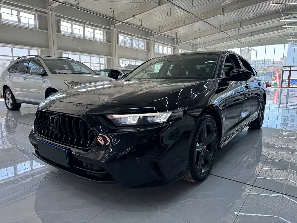 Honda Inspire 2023 из CN, фото 1