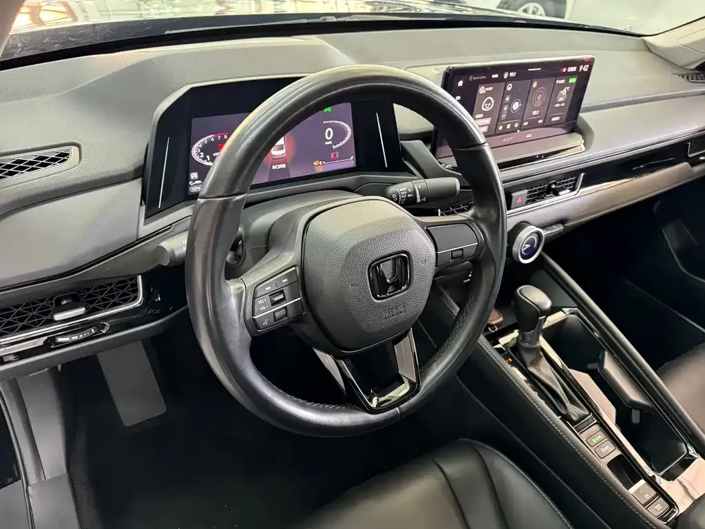 Honda Inspire 2023 из CN, фото 9