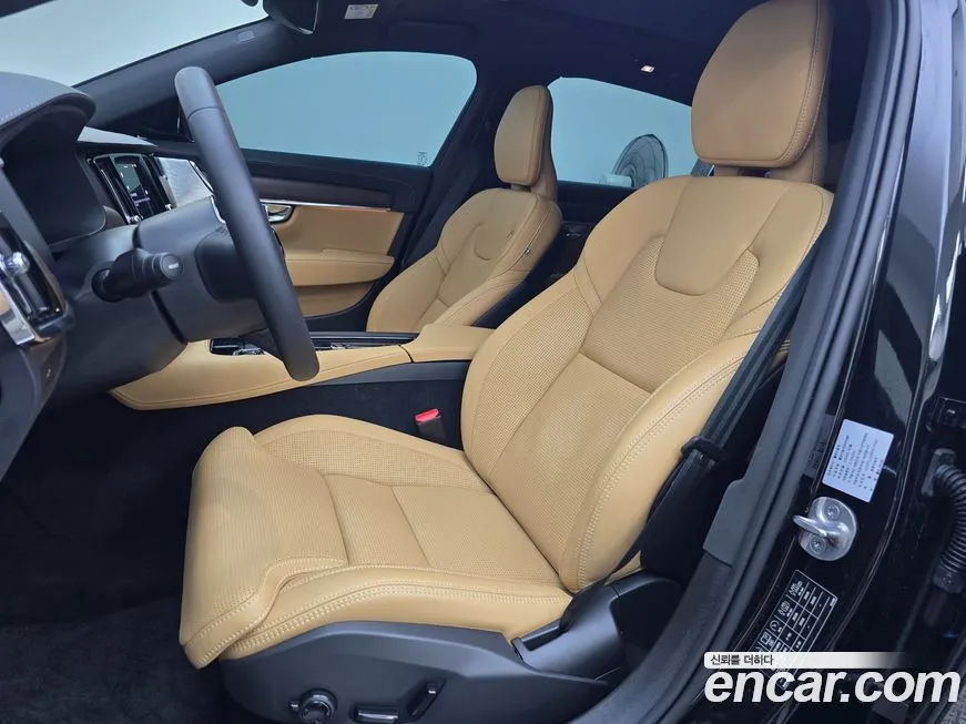 Volvo S90 2024 из KR, фото 10