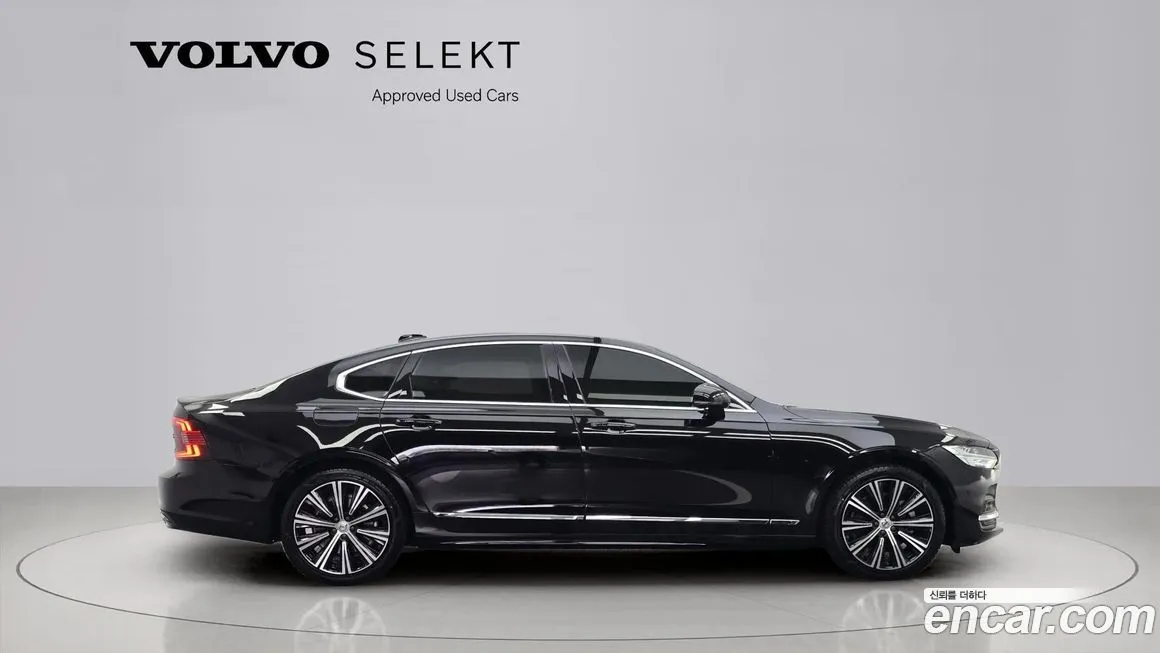 Volvo S90 2024 из KR, фото 3