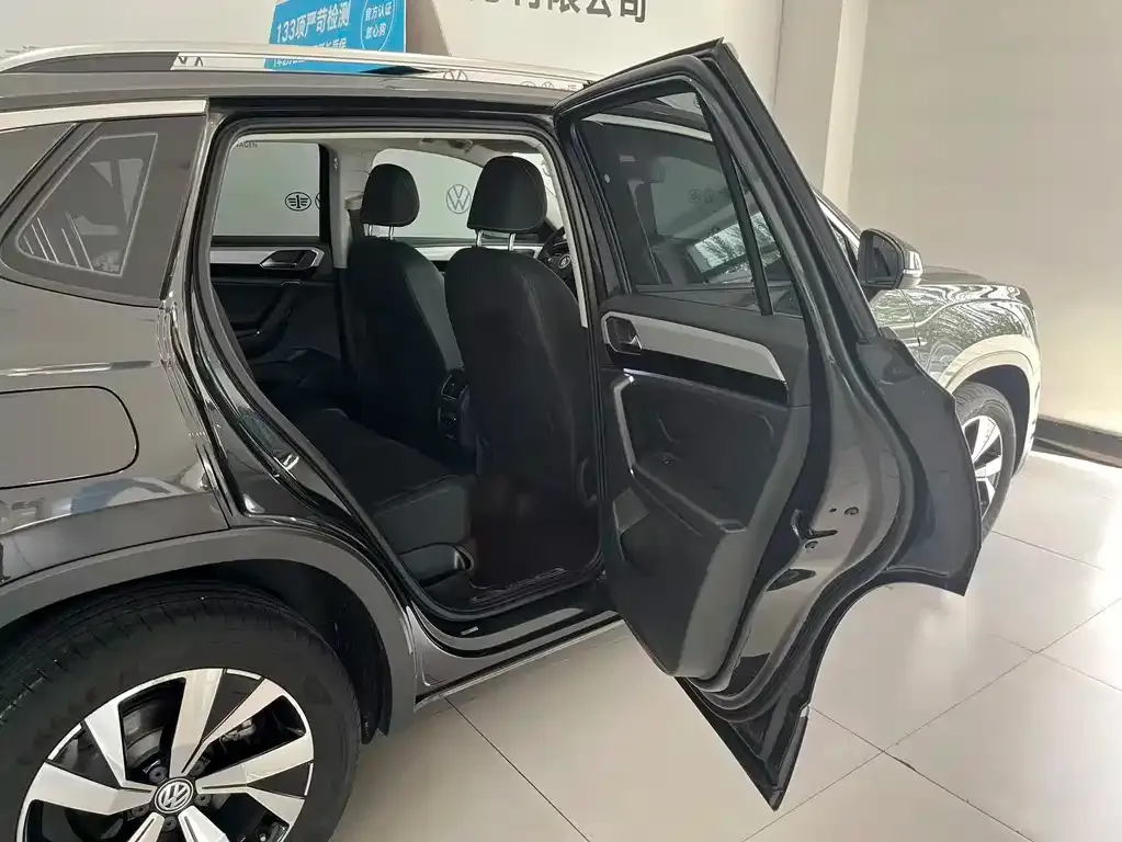 Volkswagen Tayron 2021 из CN, фото 8