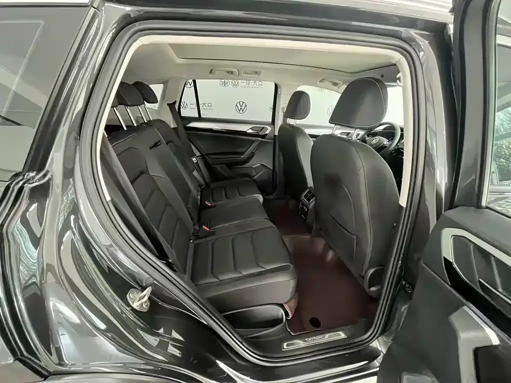 Volkswagen Tayron 2021 из CN, фото 9