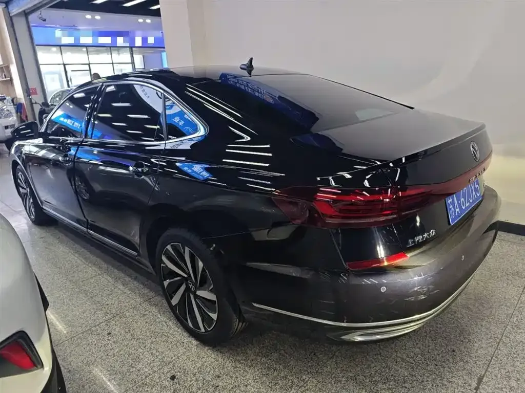 Volkswagen Passat 2022 из CN, фото 5