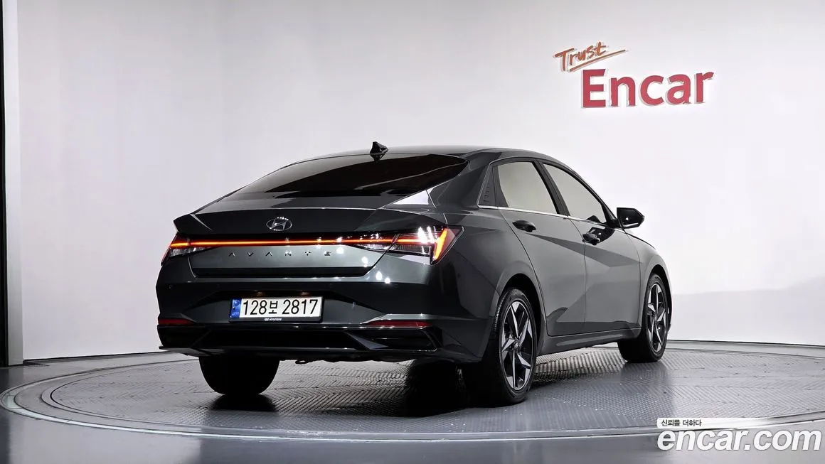 Hyundai AVANTE 2023 из KR, фото 2