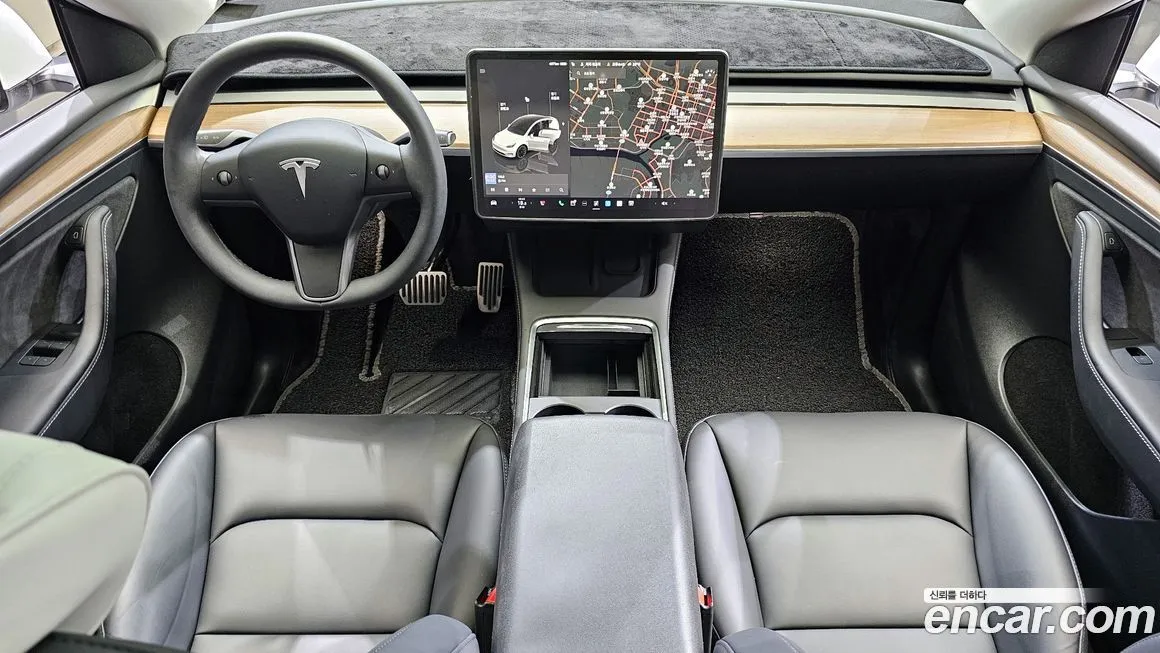 Tesla Model Y — фото 7