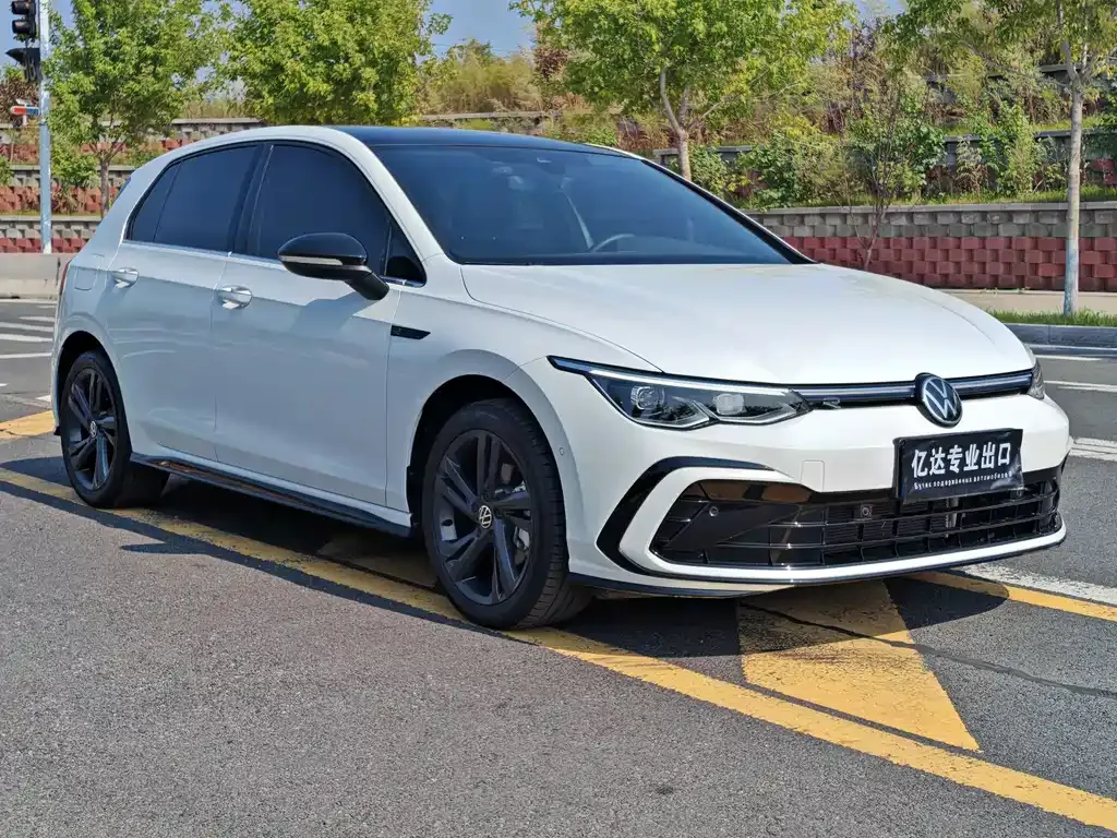 Volkswagen Golf 2021 из CN, фото 3