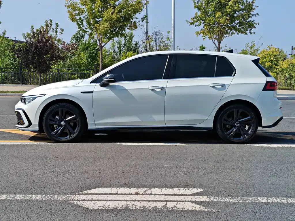 Volkswagen Golf 2021 из CN, фото 8