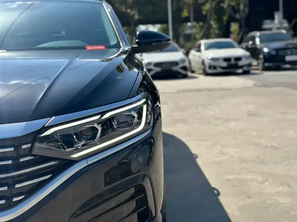 Volkswagen Passat — фото 6
