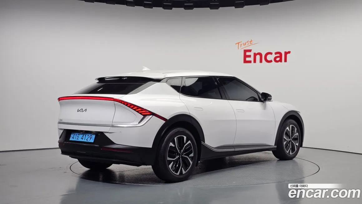 Kia EV6 — фото 2