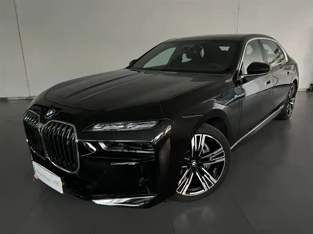 BMW i7 2025 из CN, фото 1