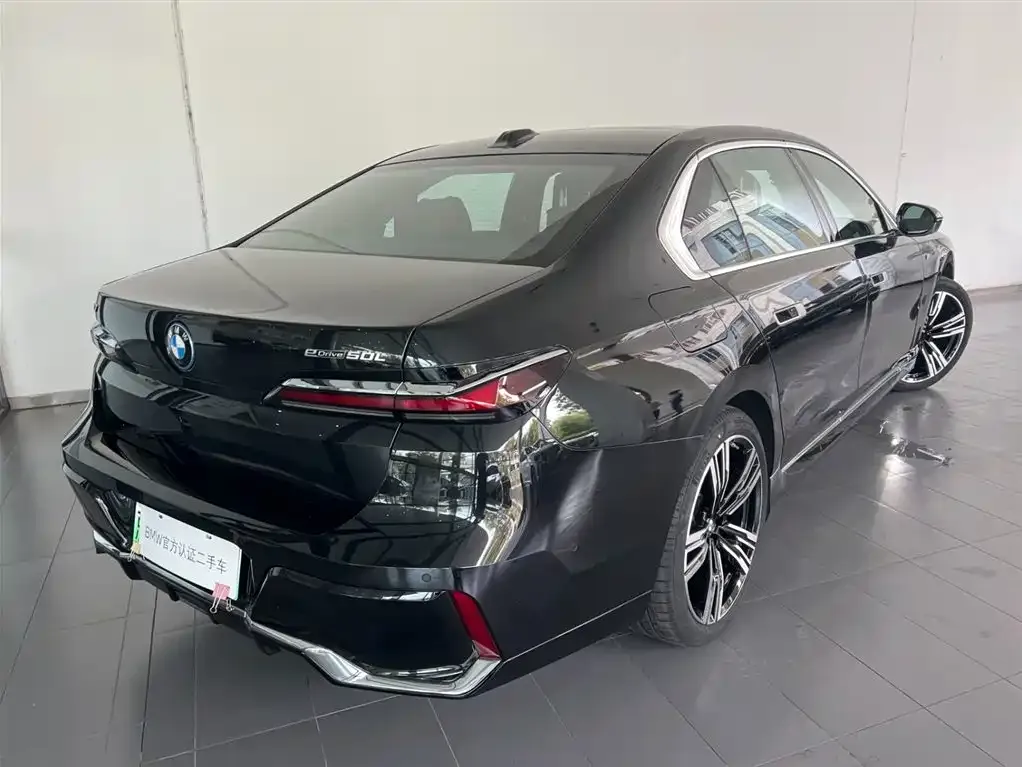 BMW i7 2025 из CN, фото 4