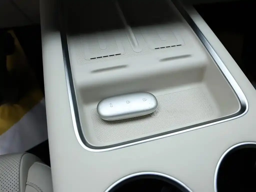 Li Auto L9 2025 из CN, фото 10