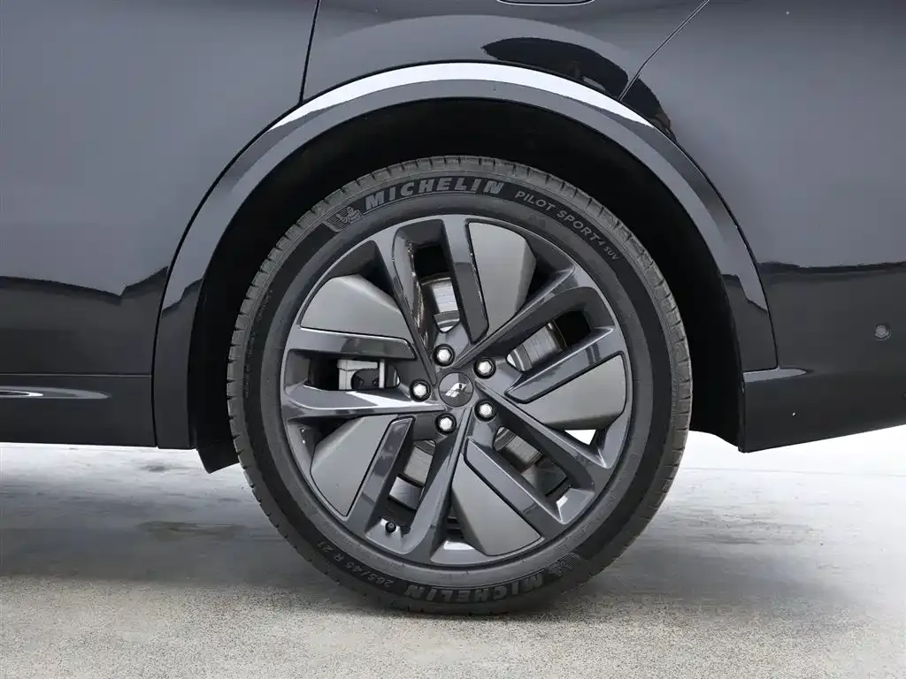 Li Auto L9 2025 из CN, фото 7
