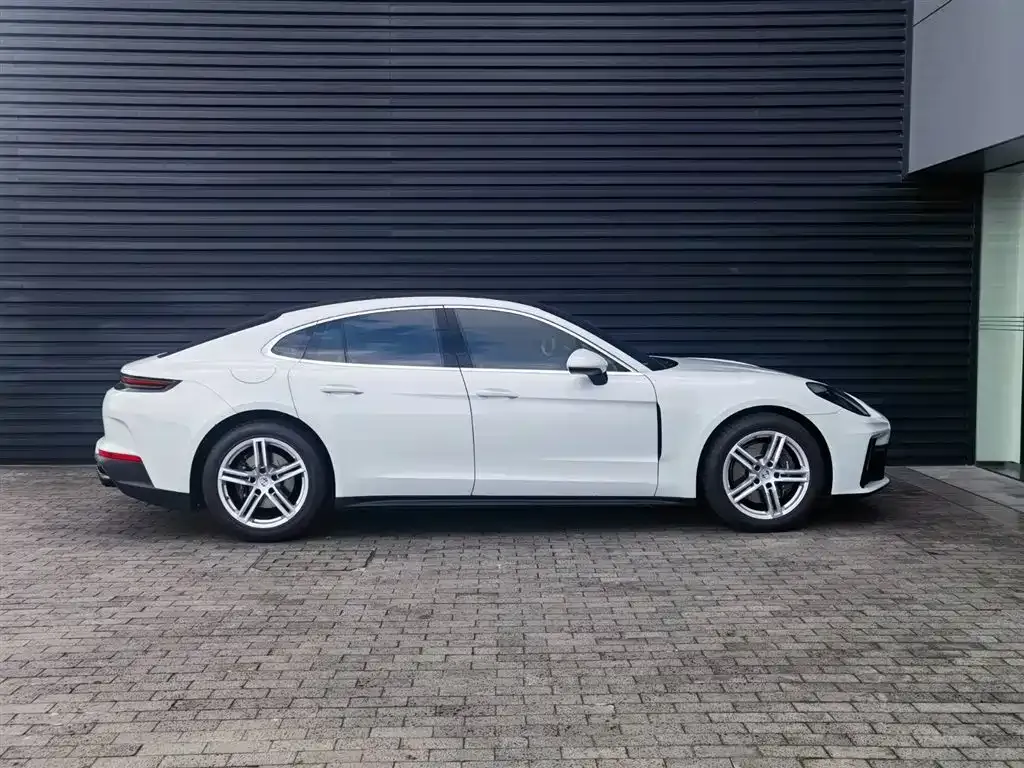 Porsche Panamera 2024 из CN, фото 3