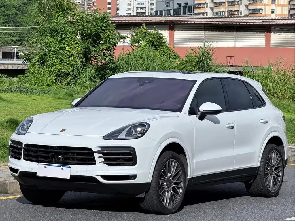 Porsche Cayenne 2023 из CN, фото 1