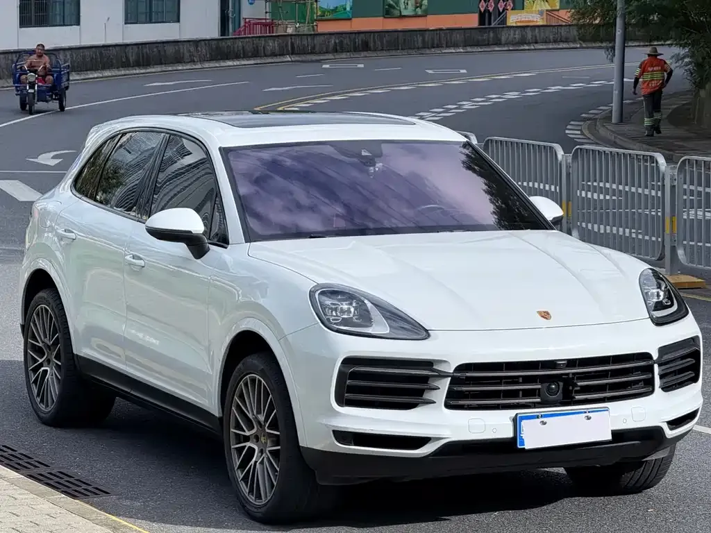 Porsche Cayenne 2023 из CN, фото 3