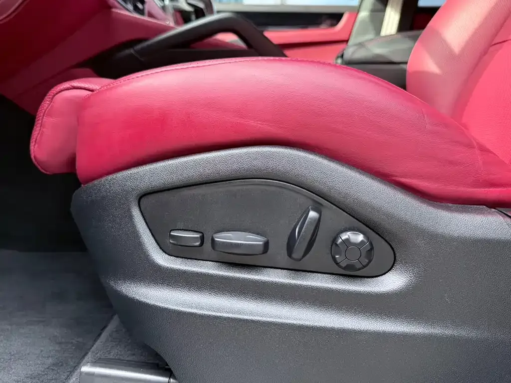 Porsche Cayenne 2023 из CN, фото 4