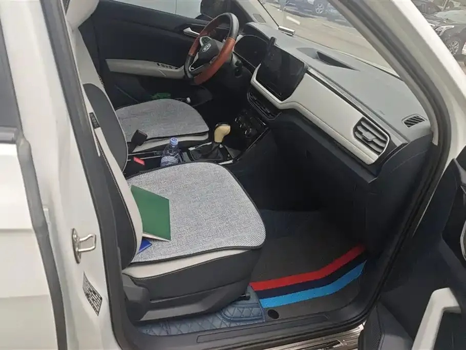 Volkswagen Tharu 2024 из CN, фото 8