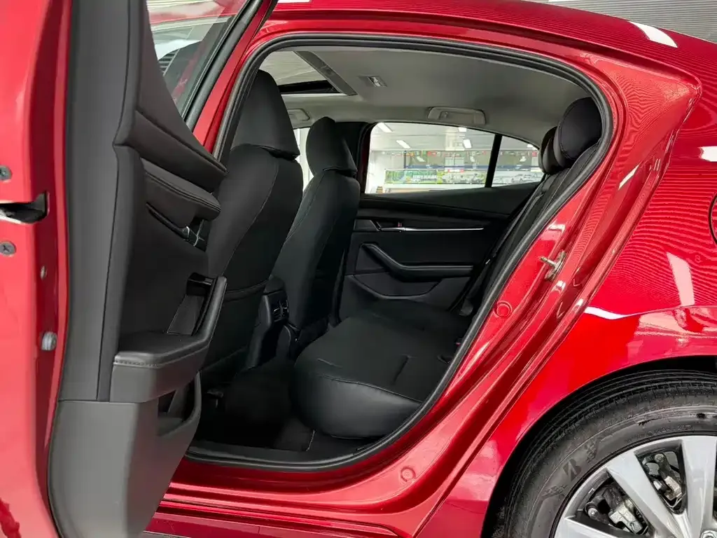 Mazda 3 Axela 2021 из CN, фото 6