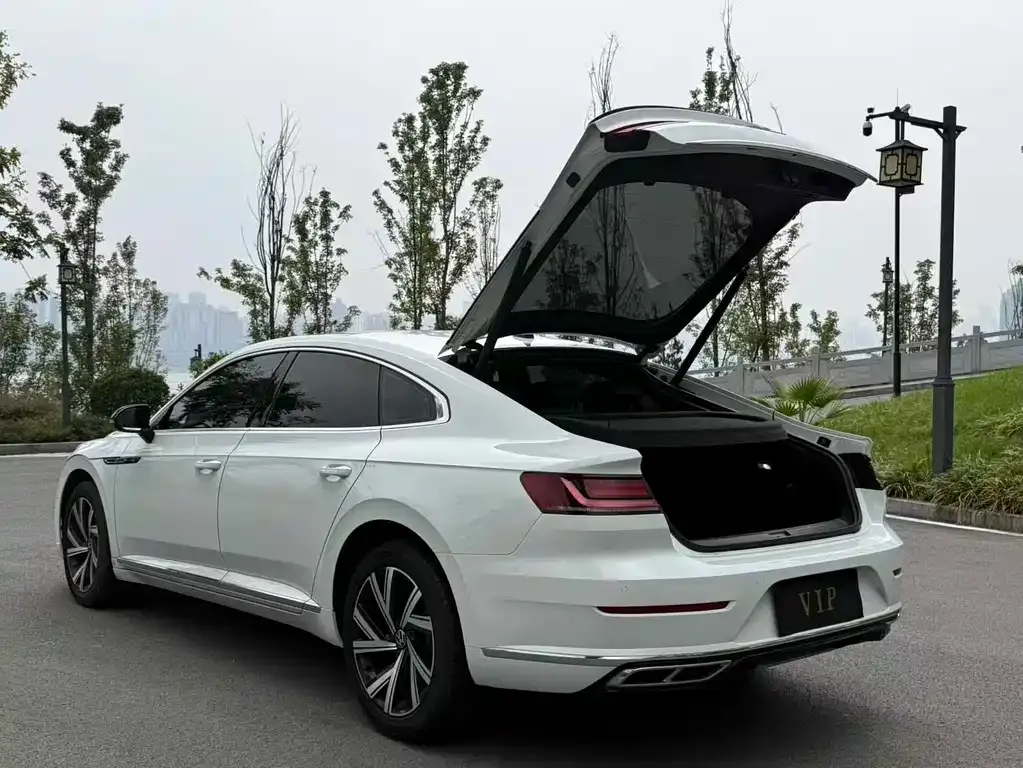 Volkswagen CC 2022 из CN, фото 5