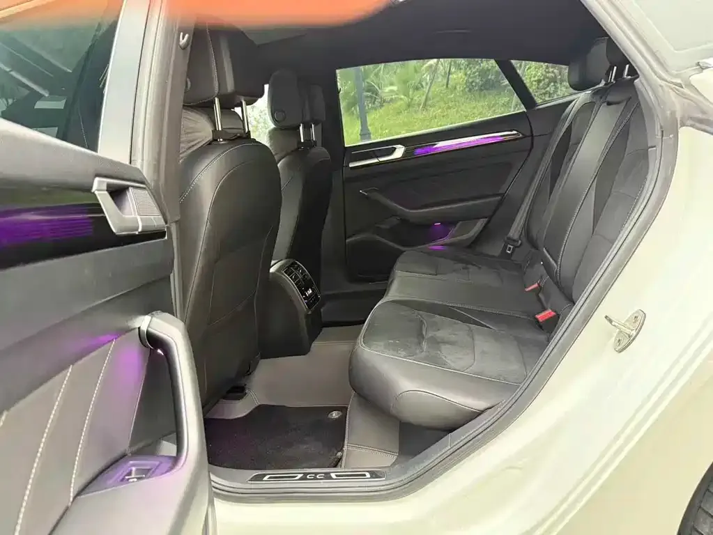 Volkswagen CC 2022 из CN, фото 6