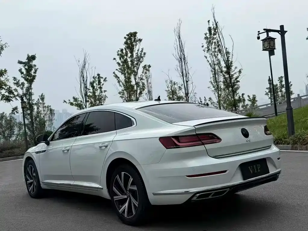 Volkswagen CC 2022 из CN, фото 8