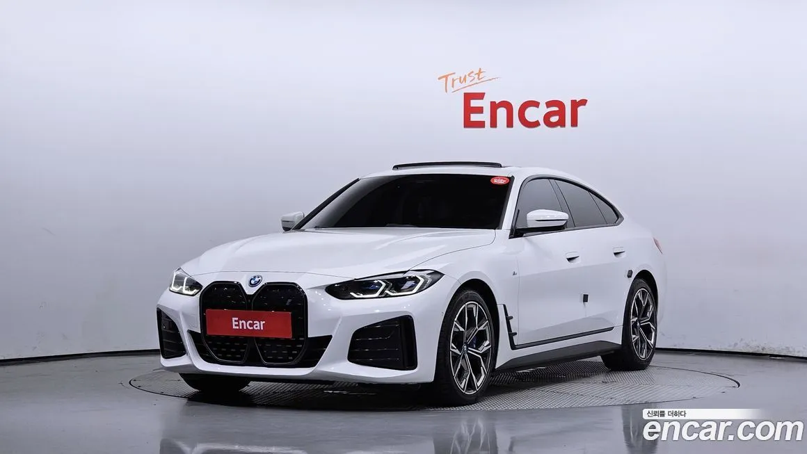 BMW i4 2022 из KR, фото 1