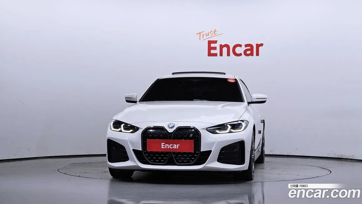 BMW i4 2022 из KR, фото 3