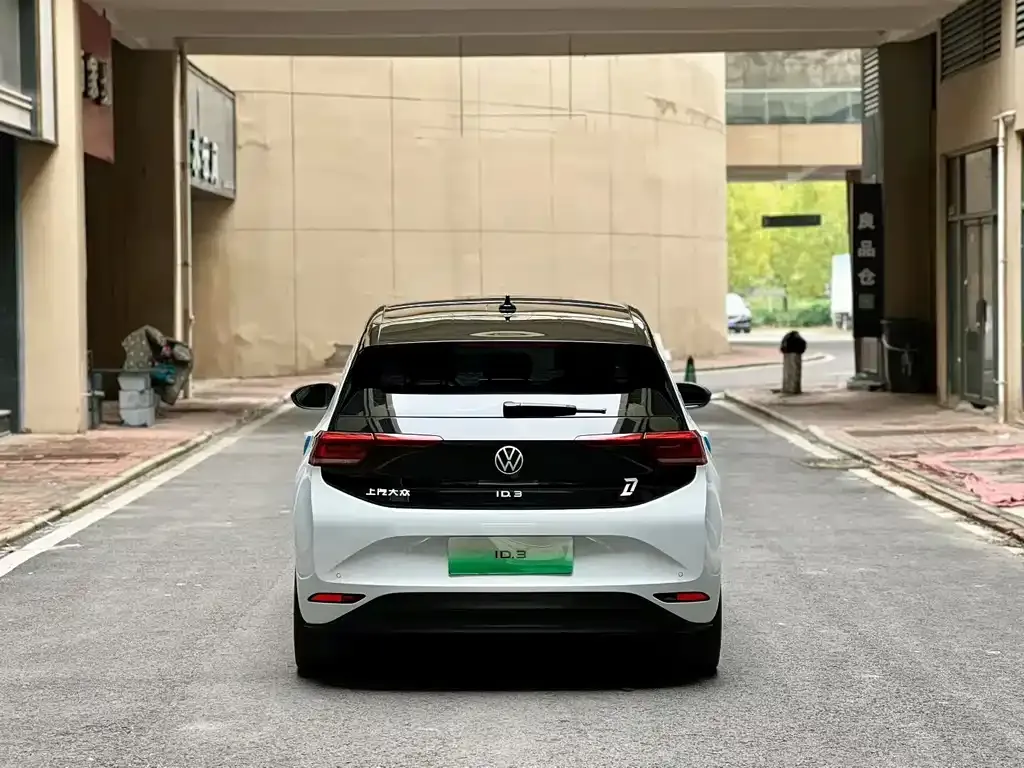 Volkswagen ID.3 2023 из CN, фото 9