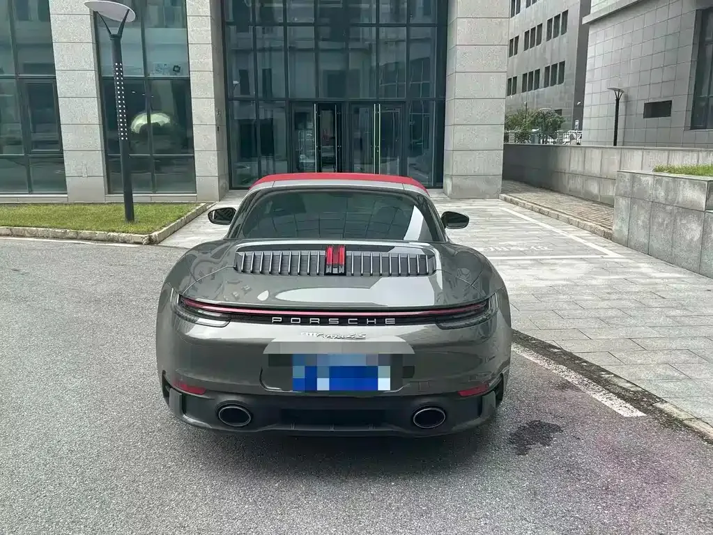 Porsche 911 2022 из CN, фото 3