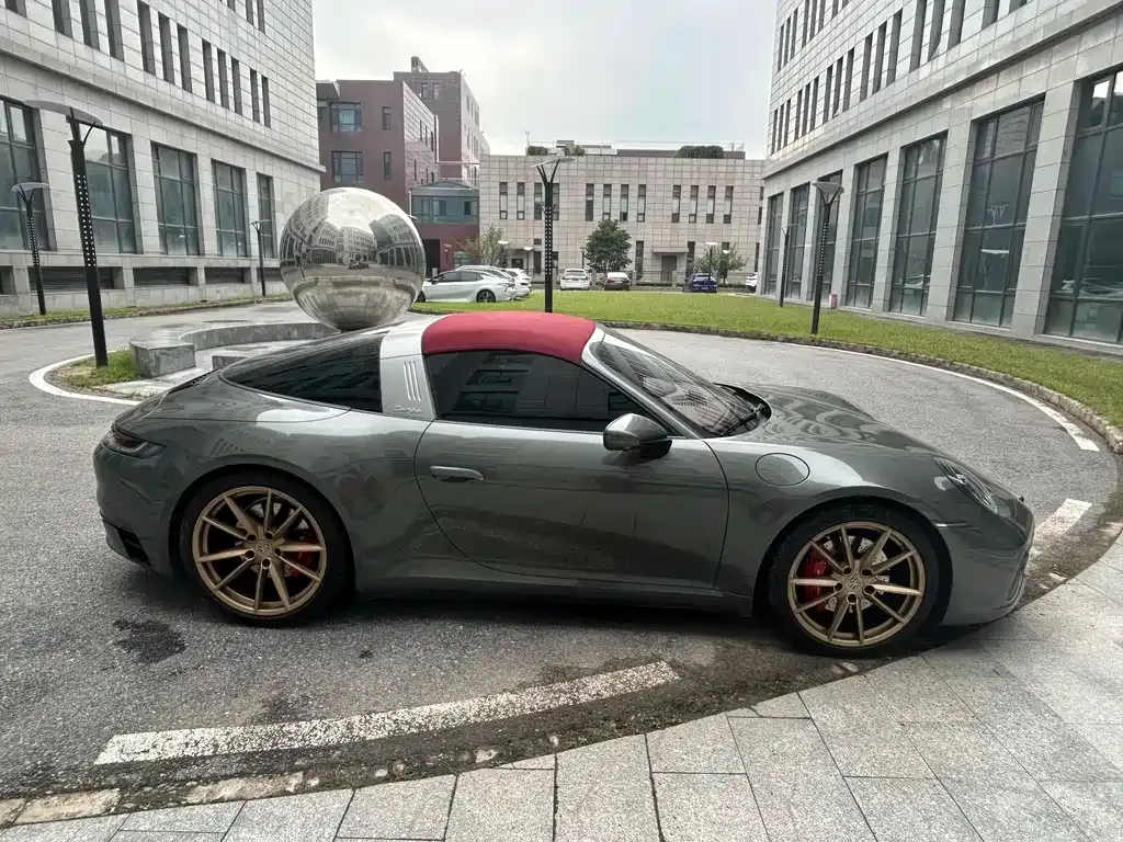 Porsche 911 2022 из CN, фото 5