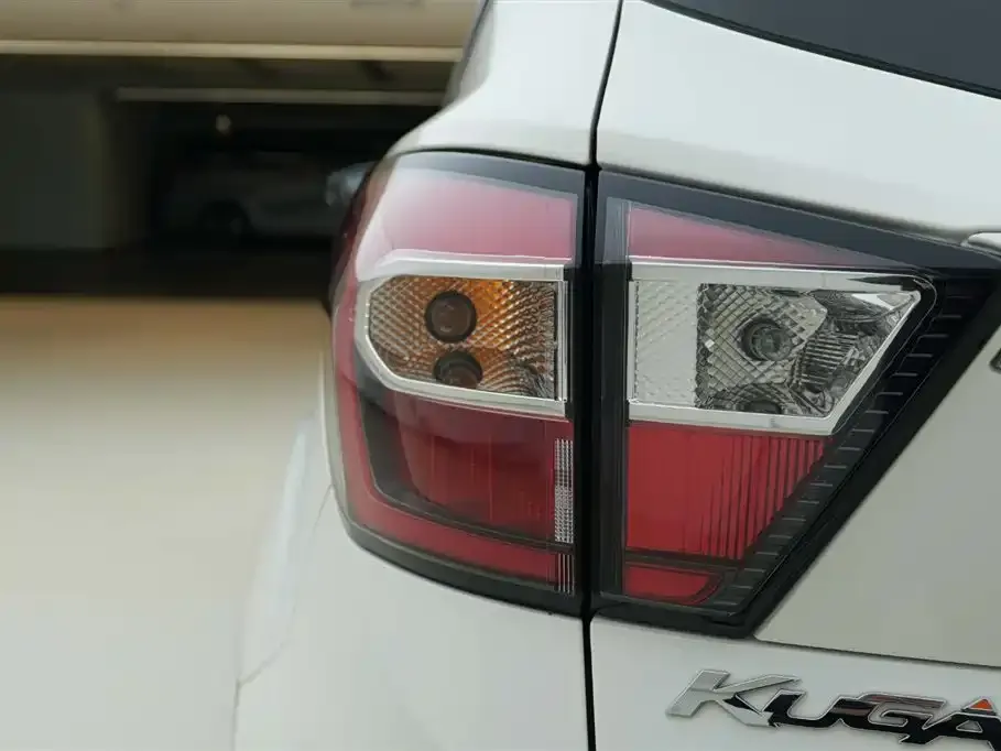 Ford Kuga 2021 из CN, фото 9
