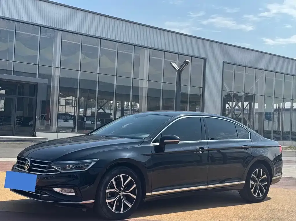 Volkswagen Magotan 2022 из CN, фото 1
