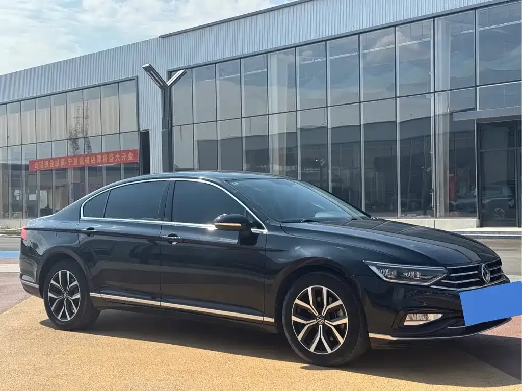 Volkswagen Magotan 2022 из CN, фото 3