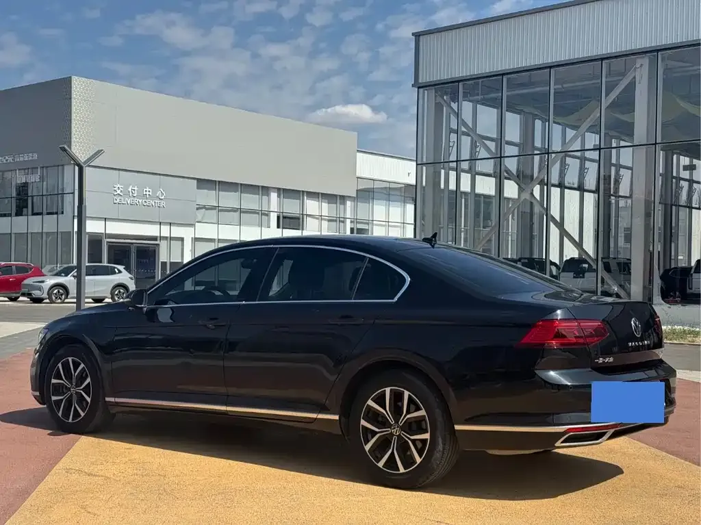 Volkswagen Magotan 2022 из CN, фото 8