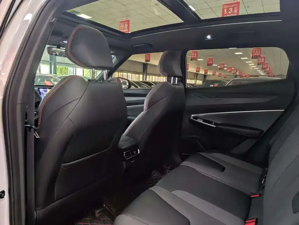 Geely Boyue 2024 из CN, фото 6