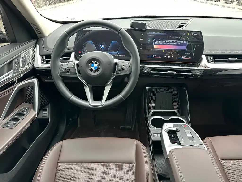 BMW X1 2024 из CN, фото 10