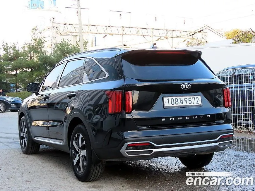 Kia Sorento — фото 3