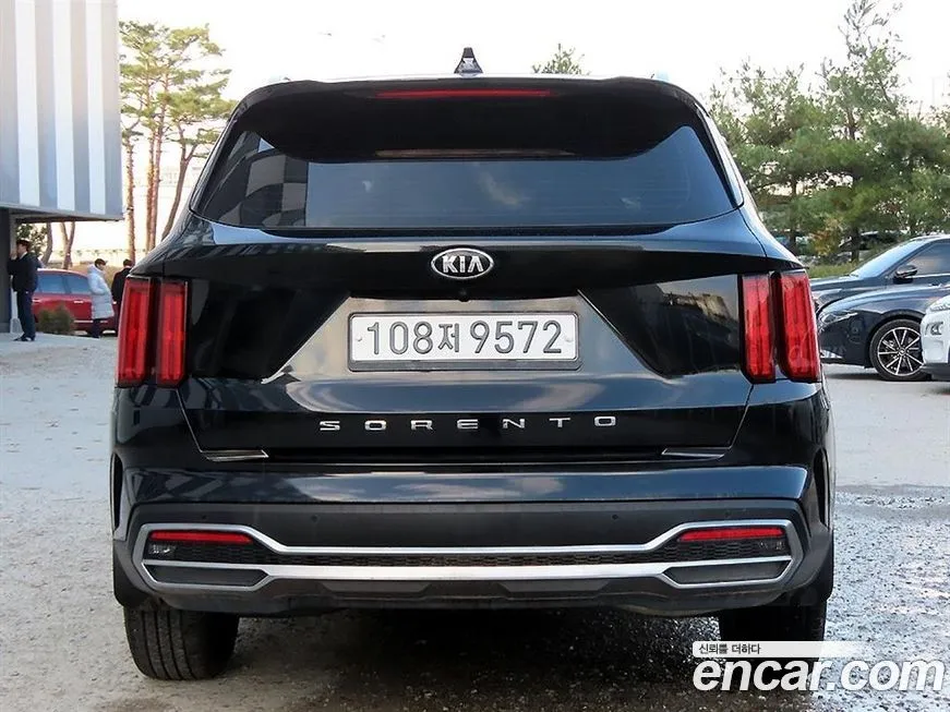 Kia Sorento — фото 4