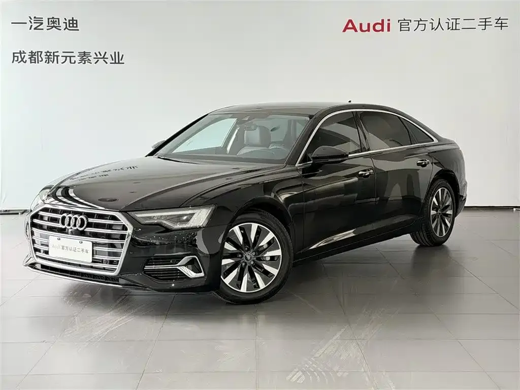 Audi A6L — фото 1