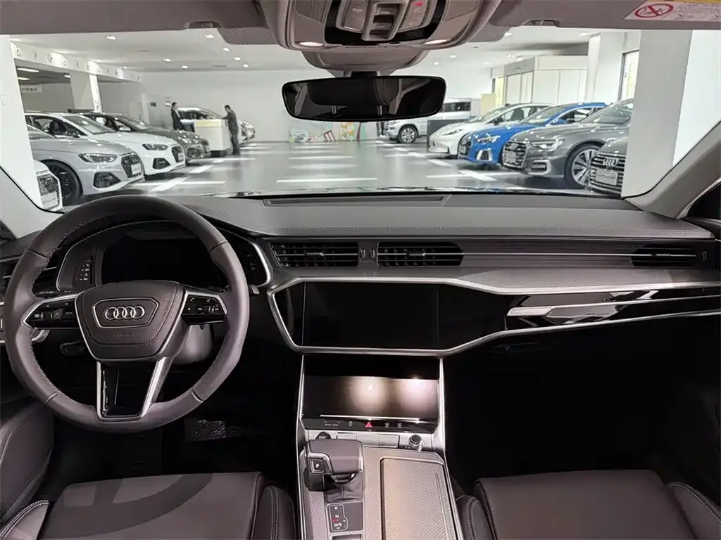 Audi A6L — фото 6