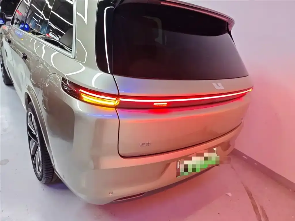 Li Auto L8 2024 из CN, фото 6