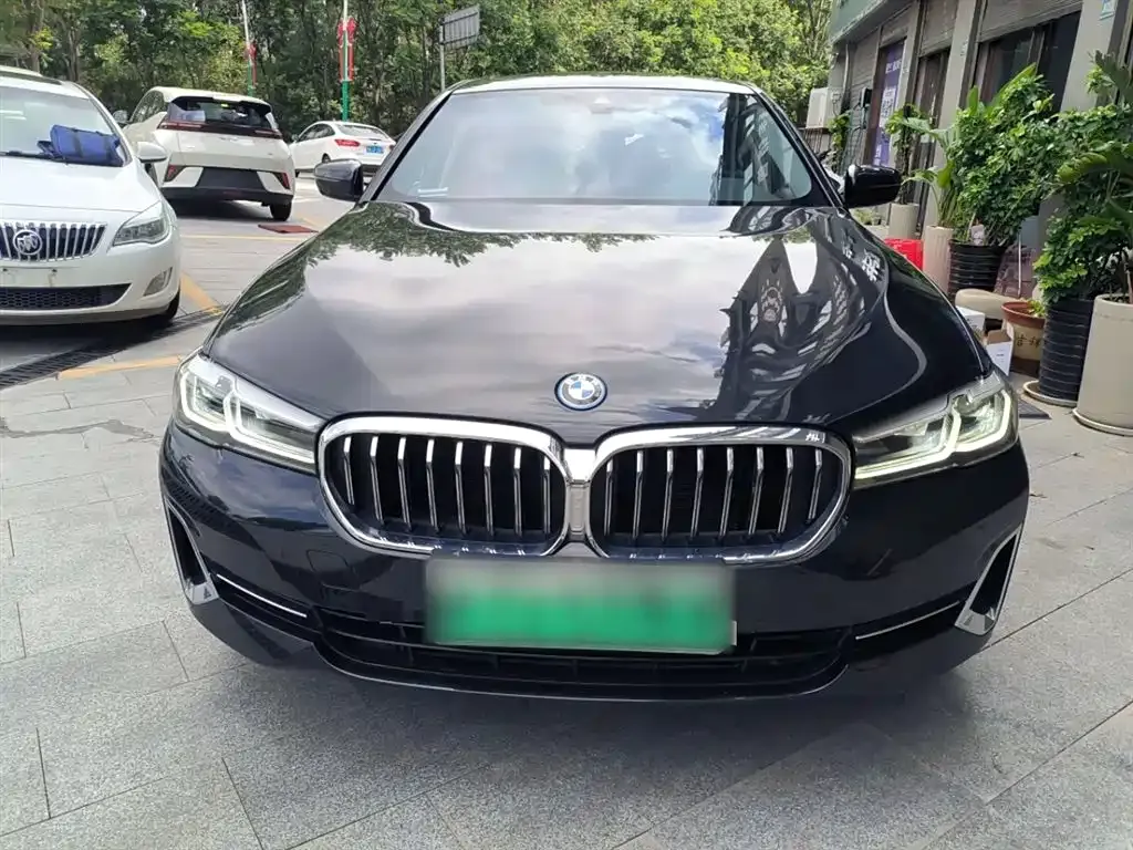 BMW 5 Series New Energy — фото 3