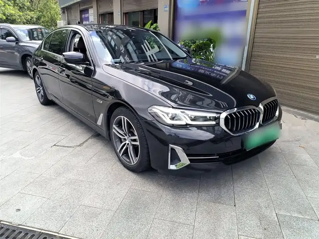 BMW 5 Series New Energy — фото 4