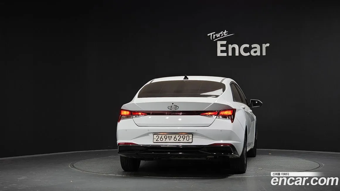 Hyundai AVANTE 2022 из KR, фото 4