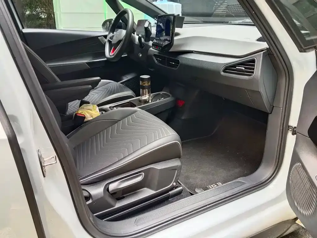 Volkswagen ID.3 2023 из CN, фото 4